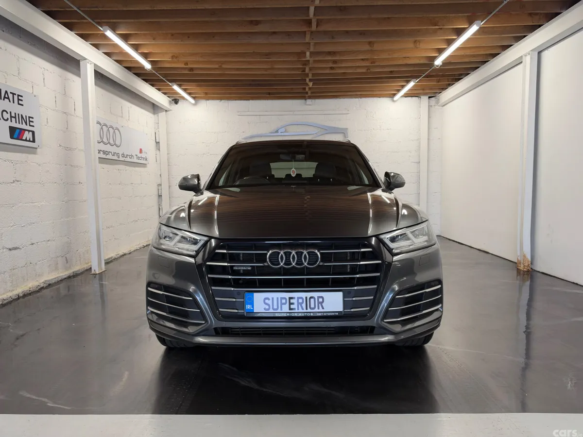 Audi Q5 SUV, Petrol Hybrid, 2020, Grey