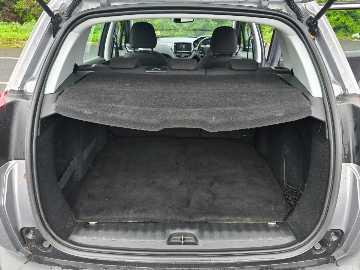 Peugeot 2008 SUV, Diesel, 2016, Grey
