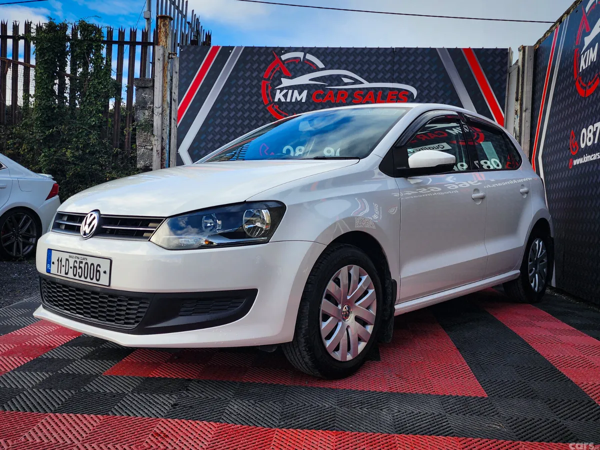 Volkswagen Polo Hatchback, Petrol, 2011, White