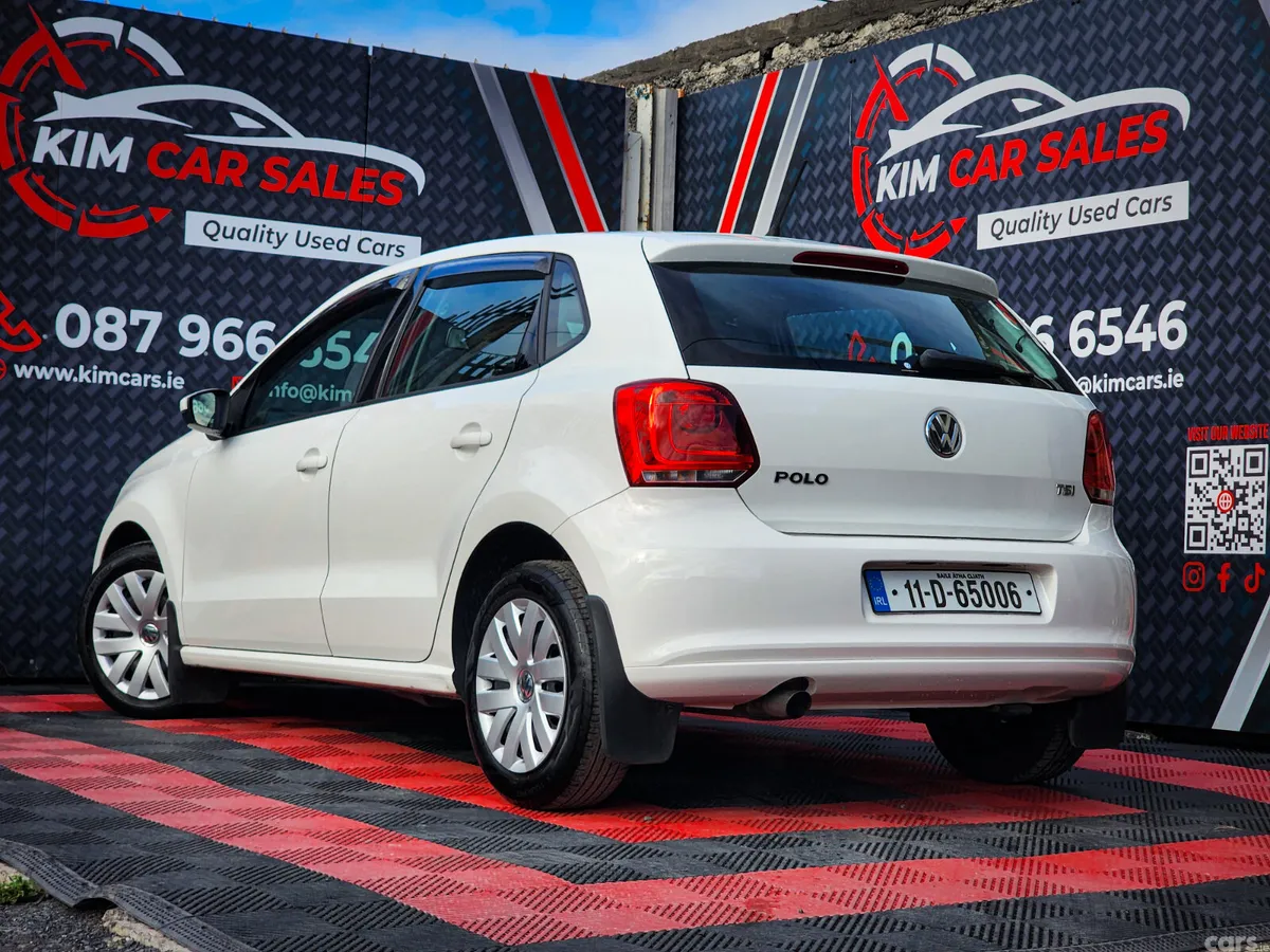 Volkswagen Polo Hatchback, Petrol, 2011, White