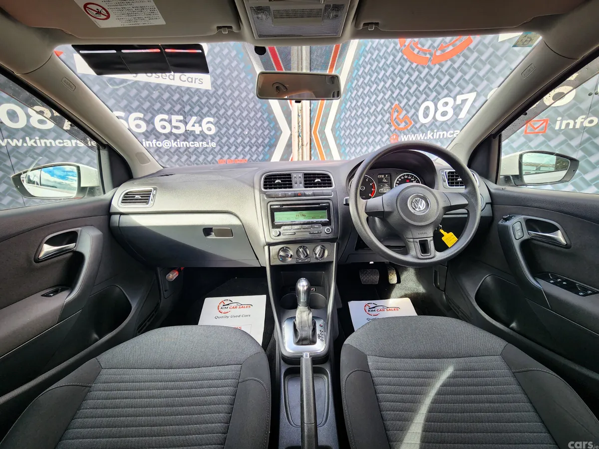 Volkswagen Polo Hatchback, Petrol, 2011, White