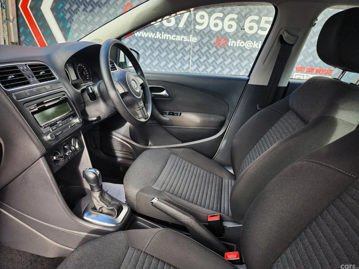 Volkswagen Polo Hatchback, Petrol, 2011, White
