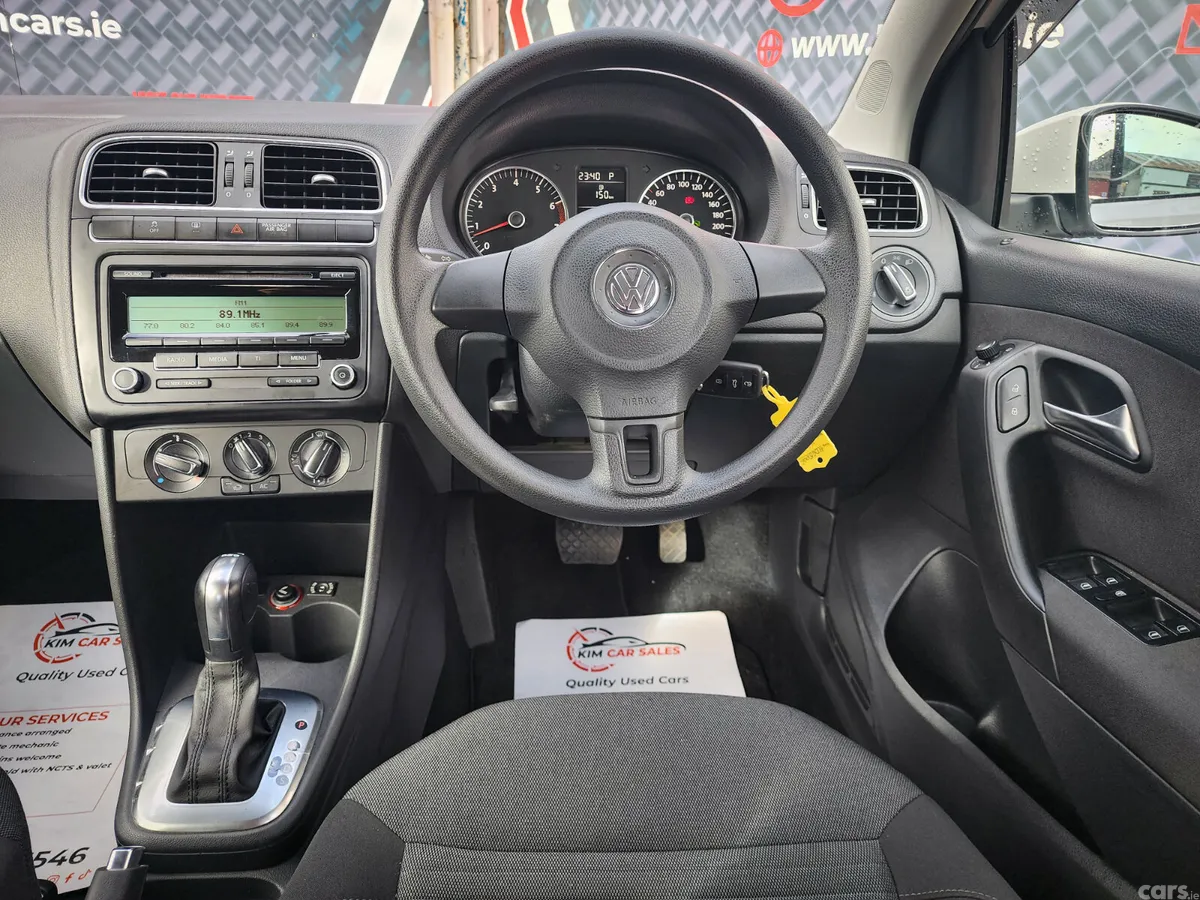 Volkswagen Polo Hatchback, Petrol, 2011, White