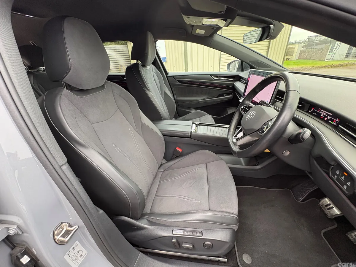 Volkswagen ID.7 Estate, Electric, 2024, Grey