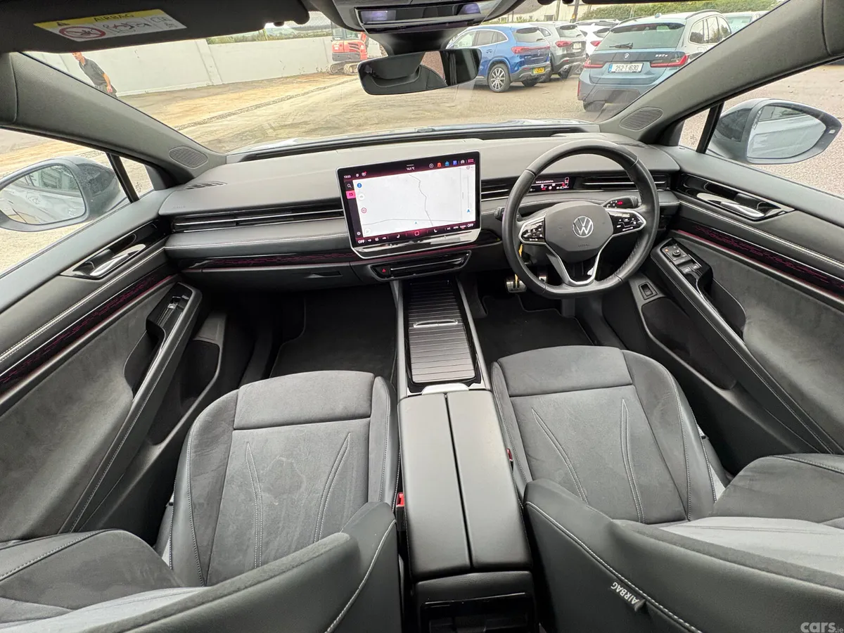 Volkswagen ID.7 Estate, Electric, 2024, Grey