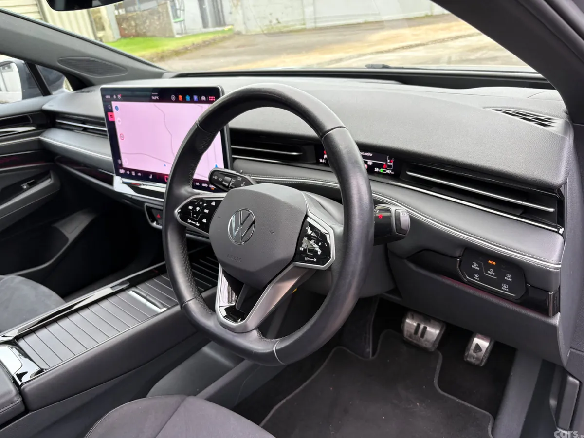 Volkswagen ID.7 Estate, Electric, 2024, Grey