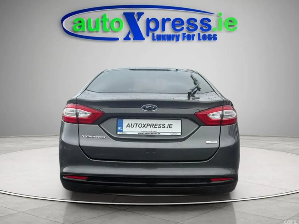 Ford Mondeo Hatchback, Diesel, 2018, Grey