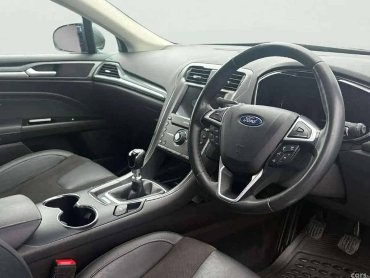 Ford Mondeo Hatchback, Diesel, 2018, Grey