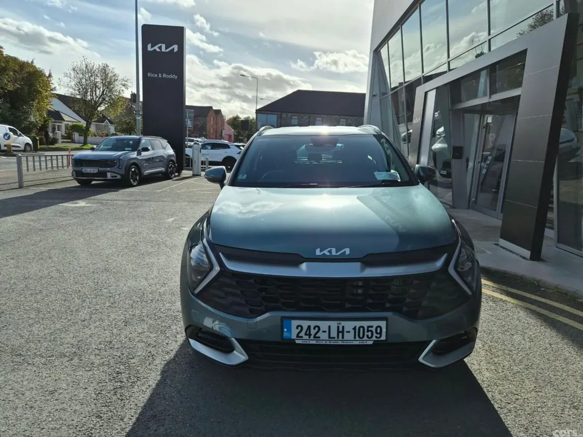 Kia Sportage MPV, Diesel, 2024, Grey