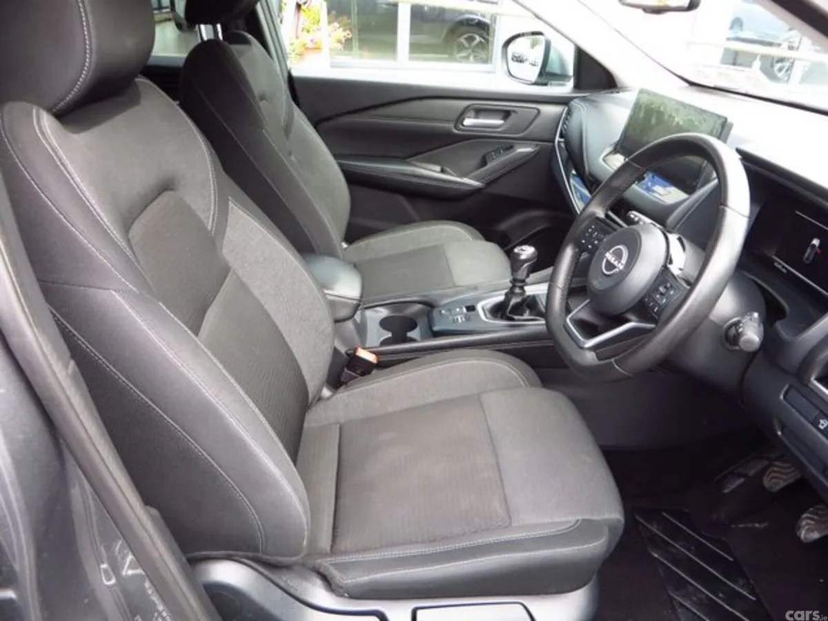 Nissan Qashqai Hatchback, Petrol, 2023, Grey