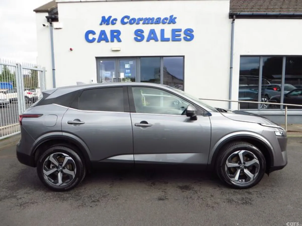 Nissan Qashqai Hatchback, Petrol, 2023, Grey