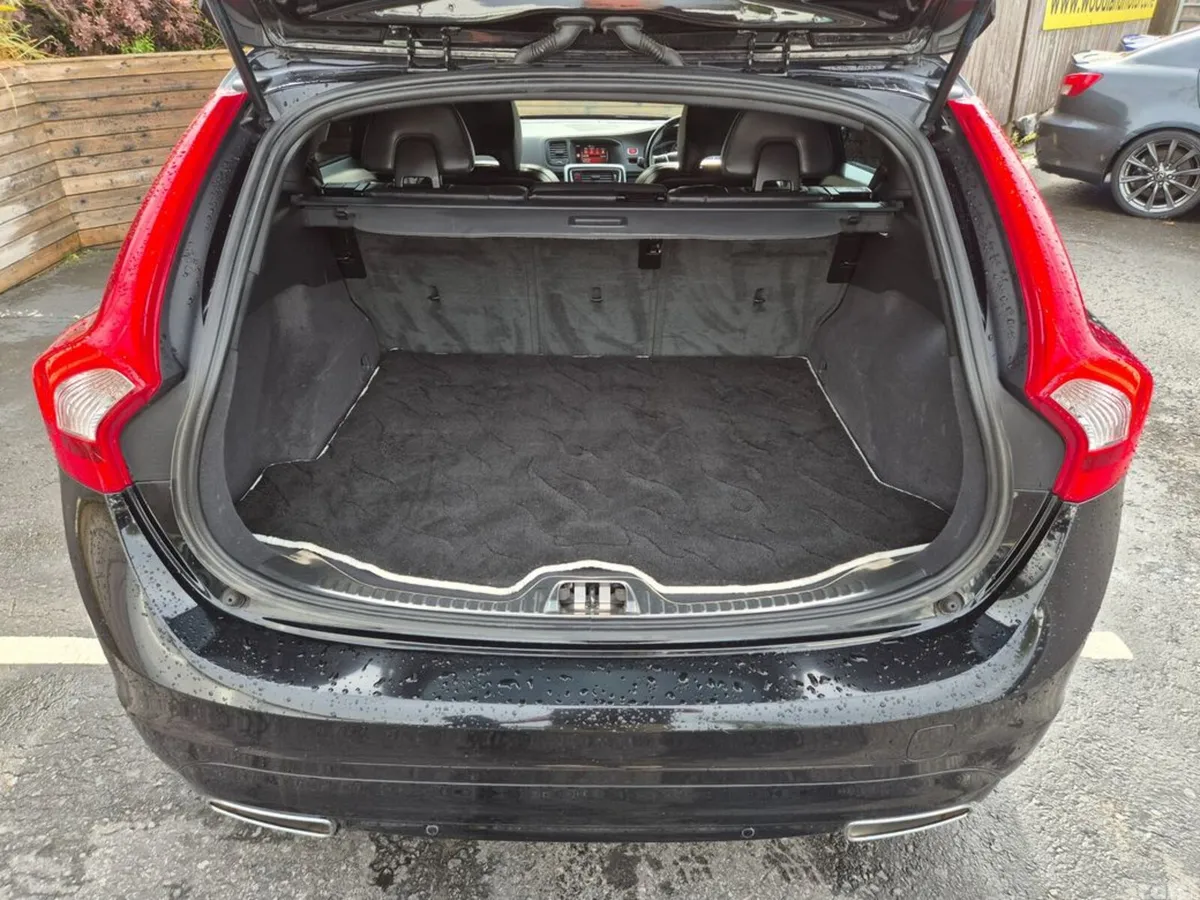 Volvo V60 Estate, Diesel, 2017, Black