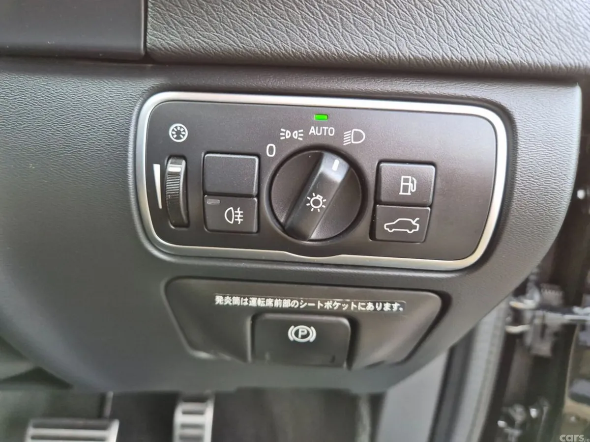 Volvo V60 Estate, Diesel, 2017, Black
