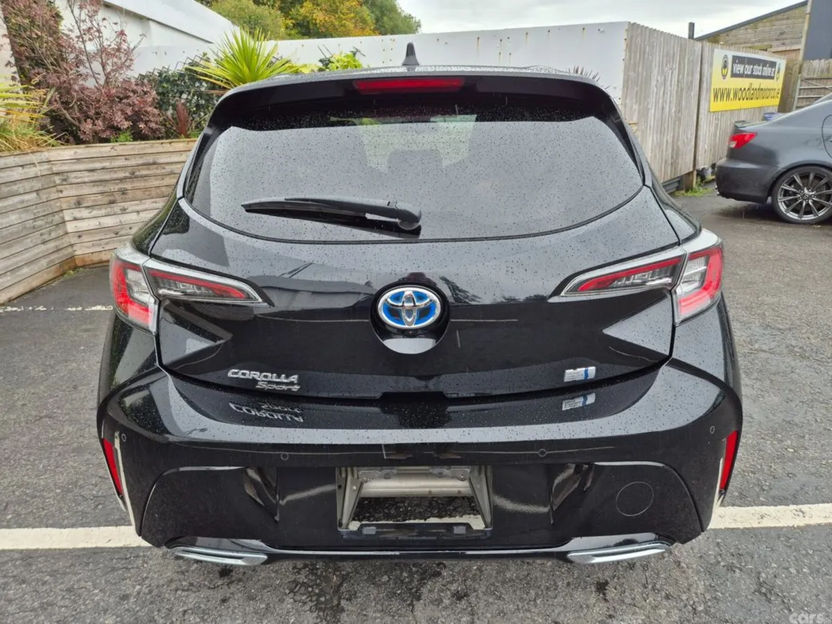 Toyota Corolla Hatchback, Petrol Hybrid, 2022, Black