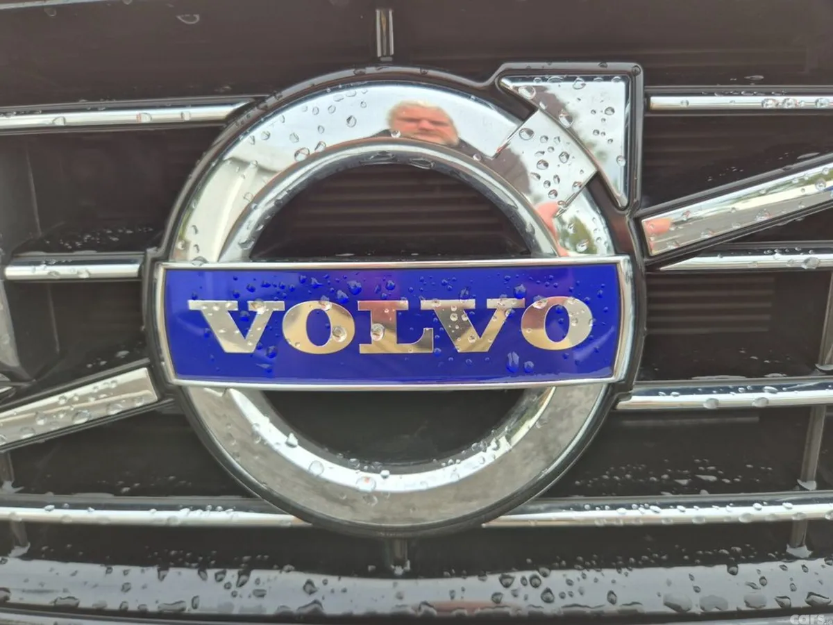 Volvo V60 Estate, Diesel, 2017, Black