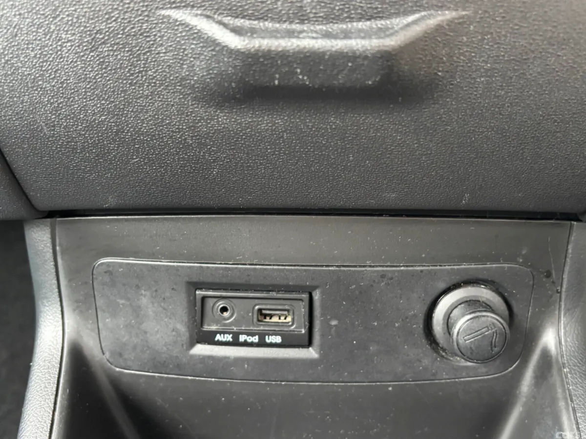 Hyundai i20 MPV, Petrol, 2013, Red