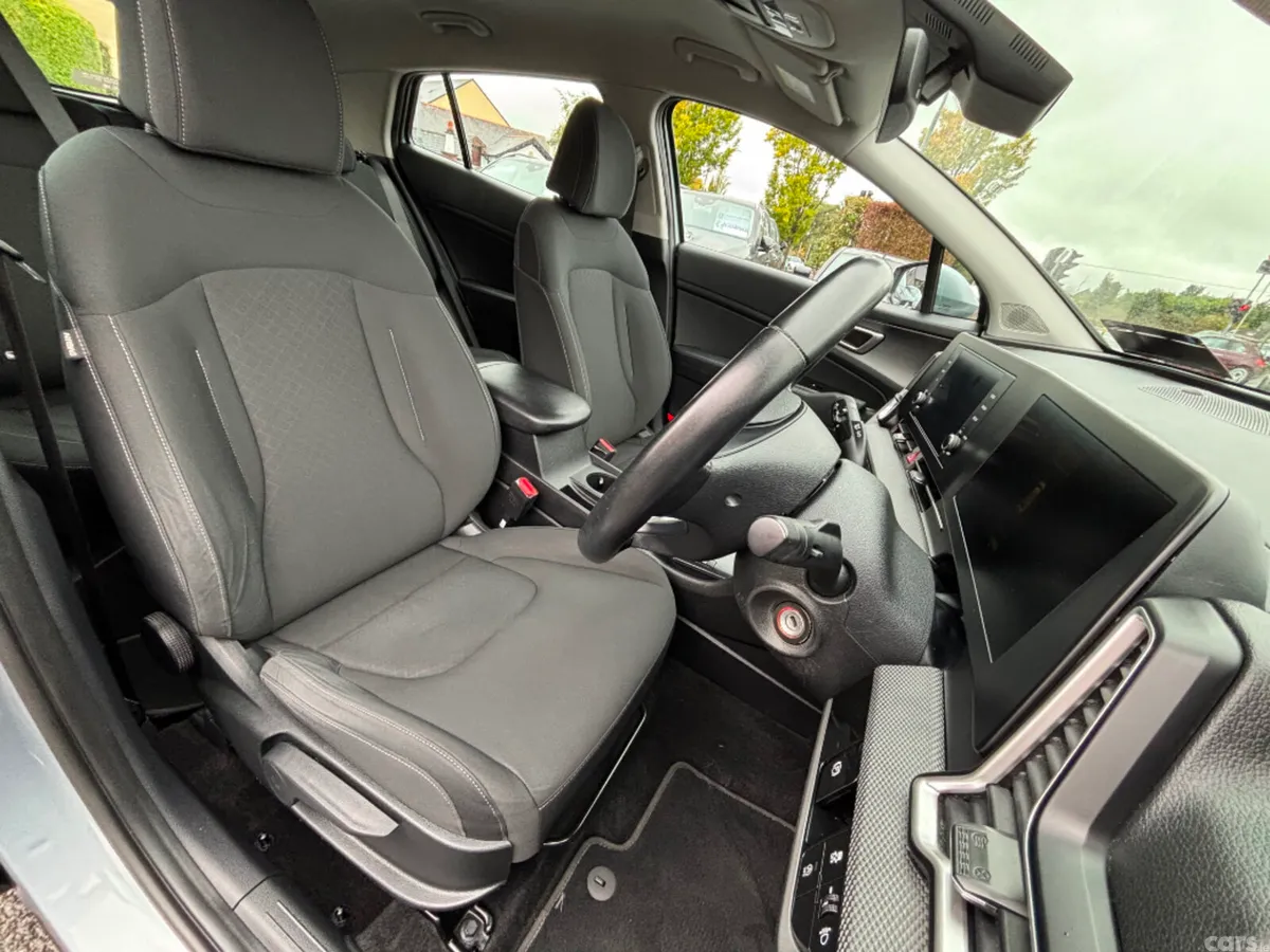 Kia Sportage MPV, Diesel Hybrid, 2023, Grey