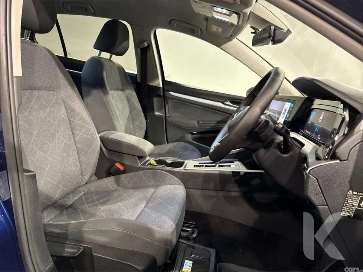 Volkswagen Golf Hatchback, Petrol Hybrid, 2021, Blue
