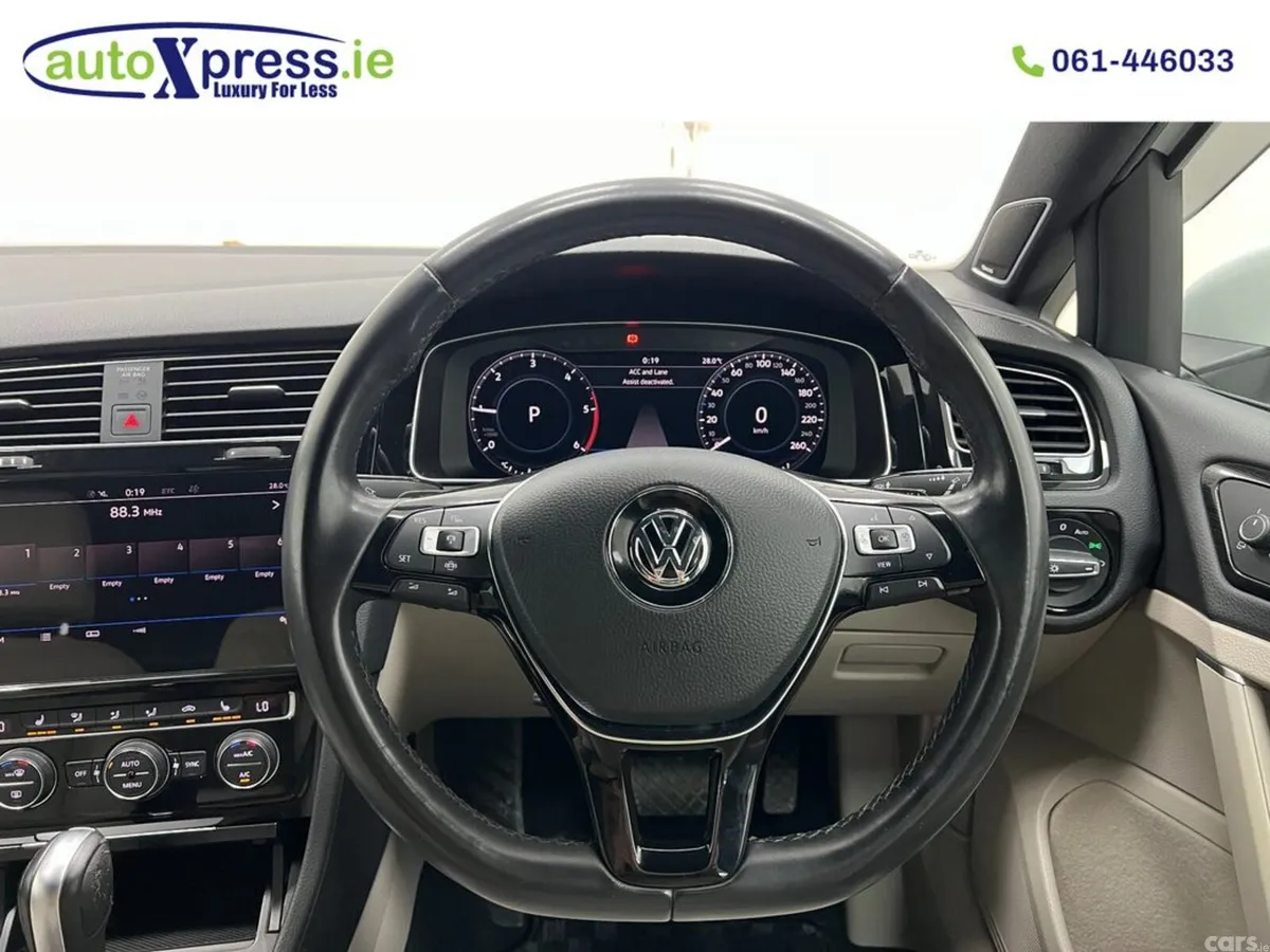 Volkswagen Golf Estate, Diesel, 2019, White