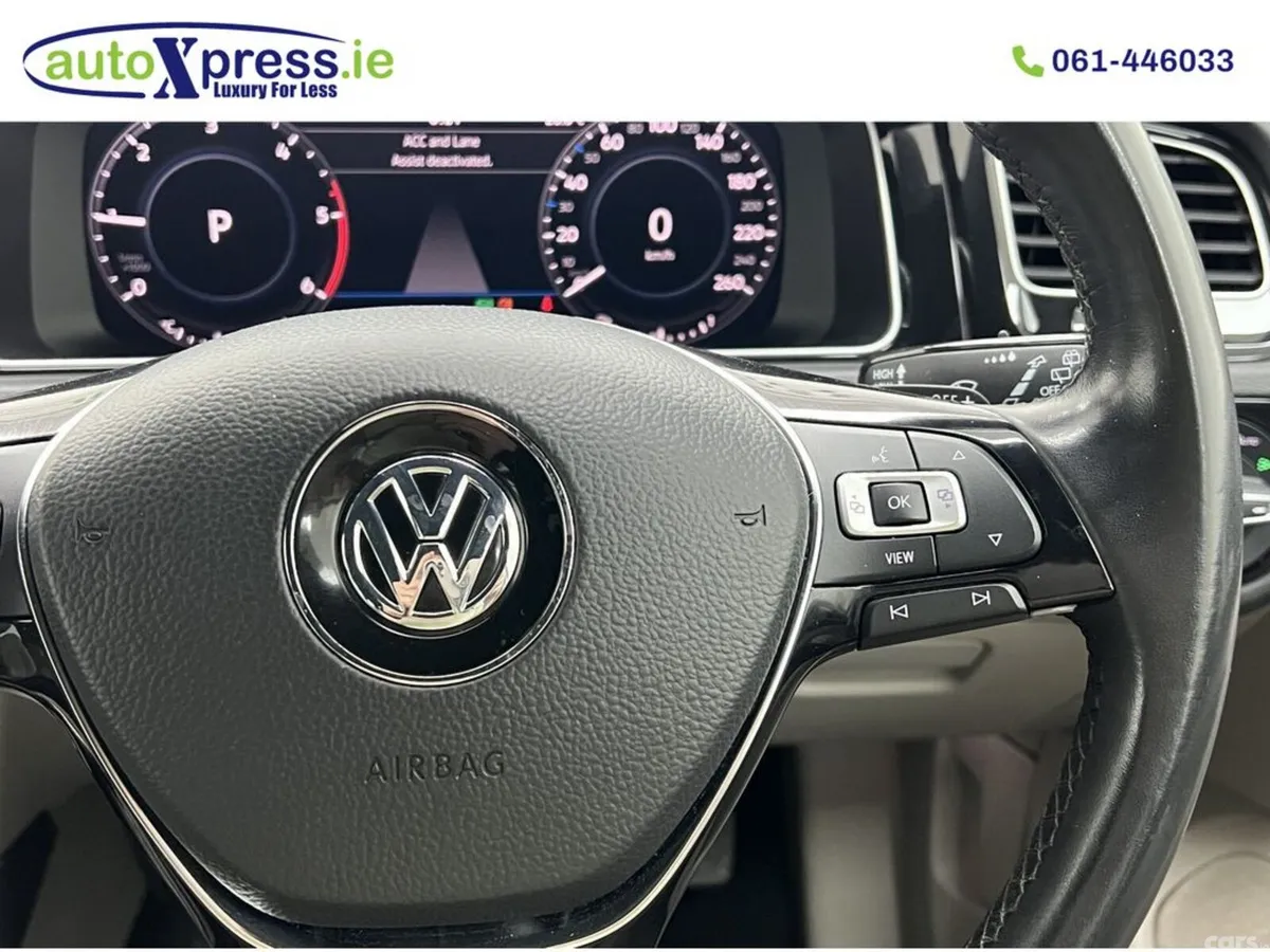 Volkswagen Golf Estate, Diesel, 2019, White