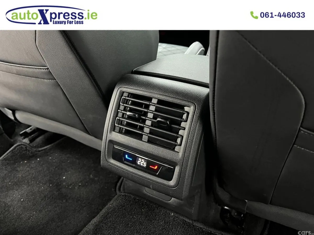 Volkswagen Golf Estate, Diesel, 2023, White