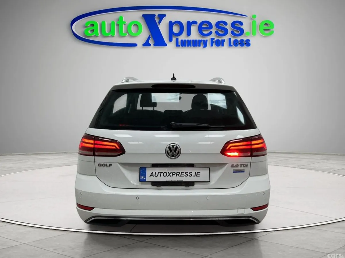 Volkswagen Golf Estate, Diesel, 2019, White