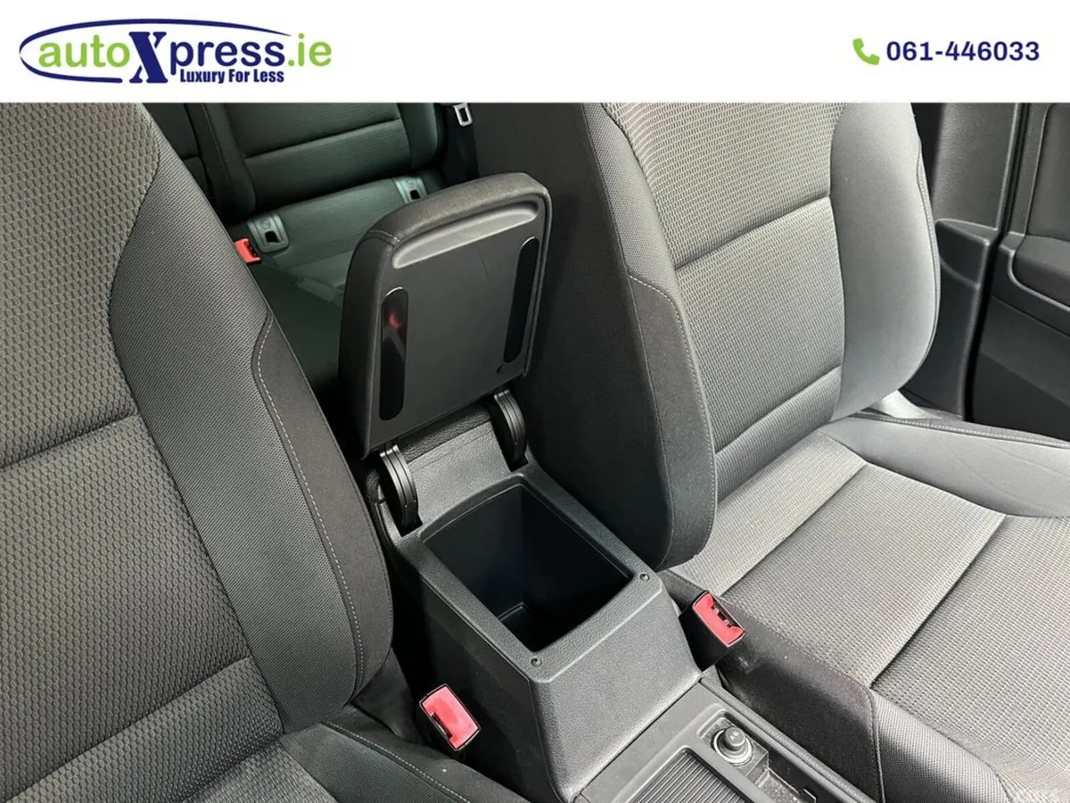 Volkswagen Golf Estate, Diesel, 2019, White