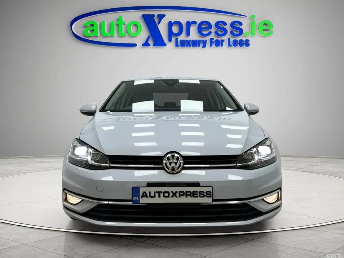 Volkswagen Golf Hatchback, Petrol, 2018, White