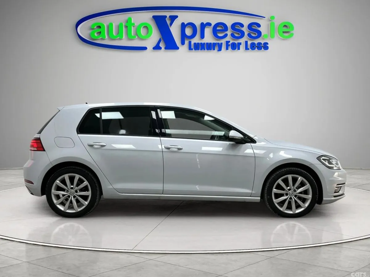 Volkswagen Golf Hatchback, Petrol, 2018, White