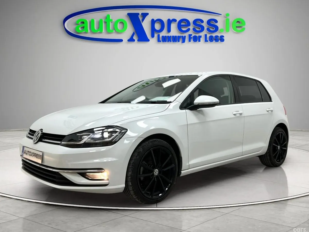 Volkswagen Golf Hatchback, Petrol, 2018, White
