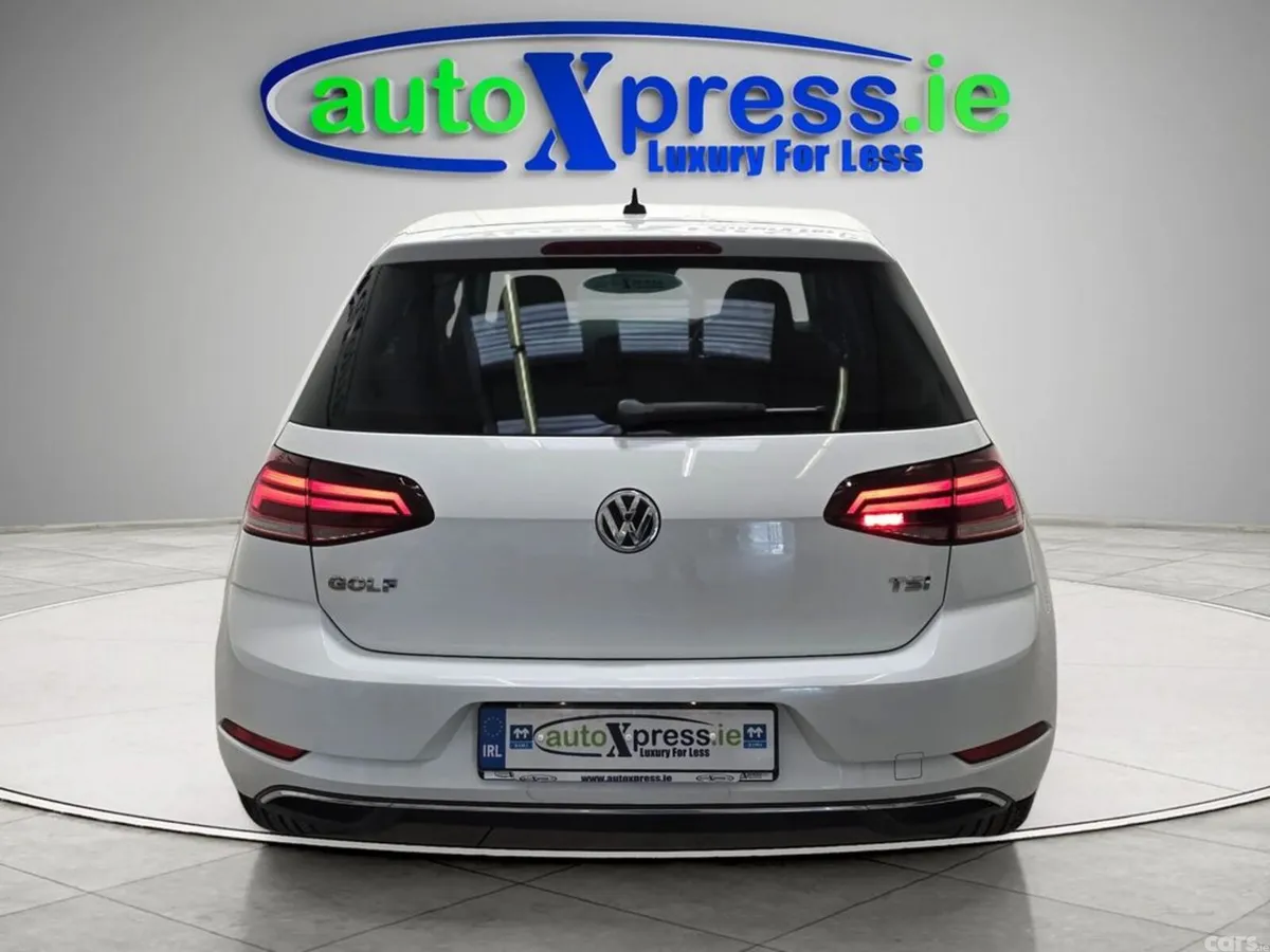 Volkswagen Golf Hatchback, Petrol, 2018, White