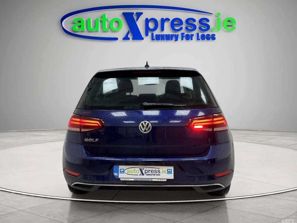 Volkswagen Golf Hatchback, Petrol, 2018, Blue