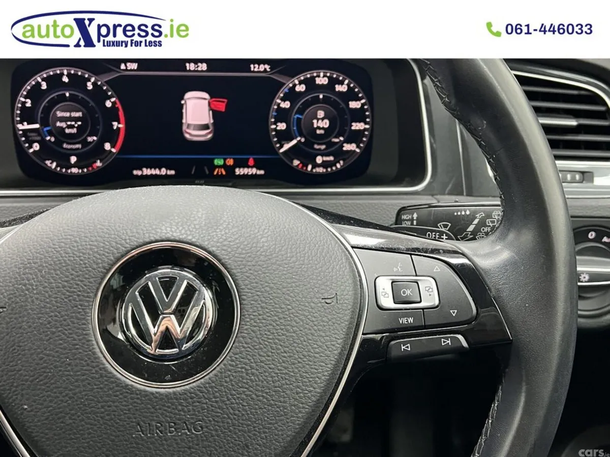 Volkswagen Golf Hatchback, Petrol, 2018, Blue