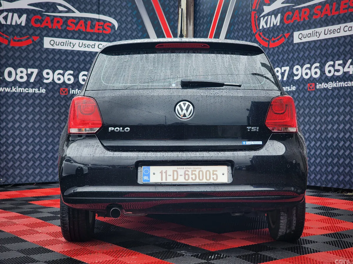 Volkswagen Polo Hatchback, Petrol, 2011, Black