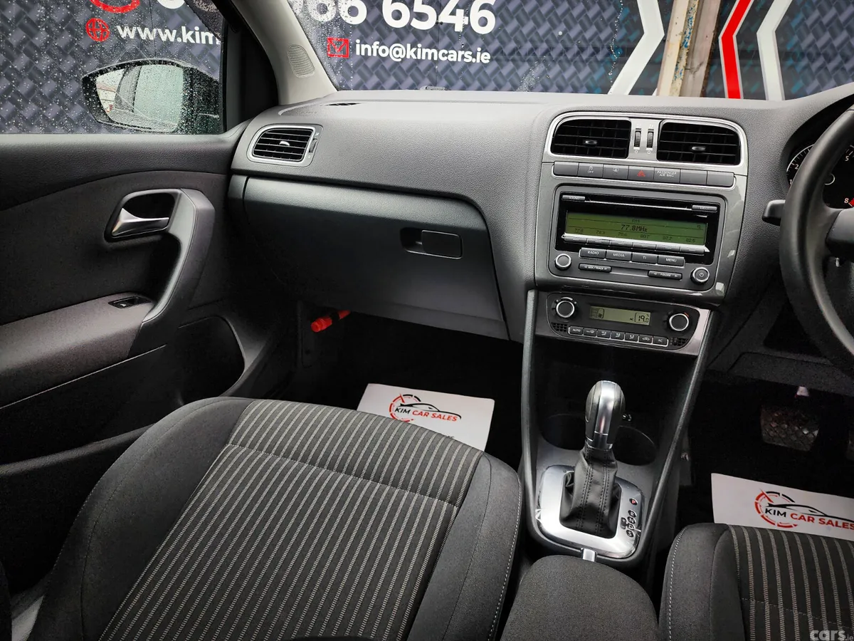 Volkswagen Polo Hatchback, Petrol, 2011, Black