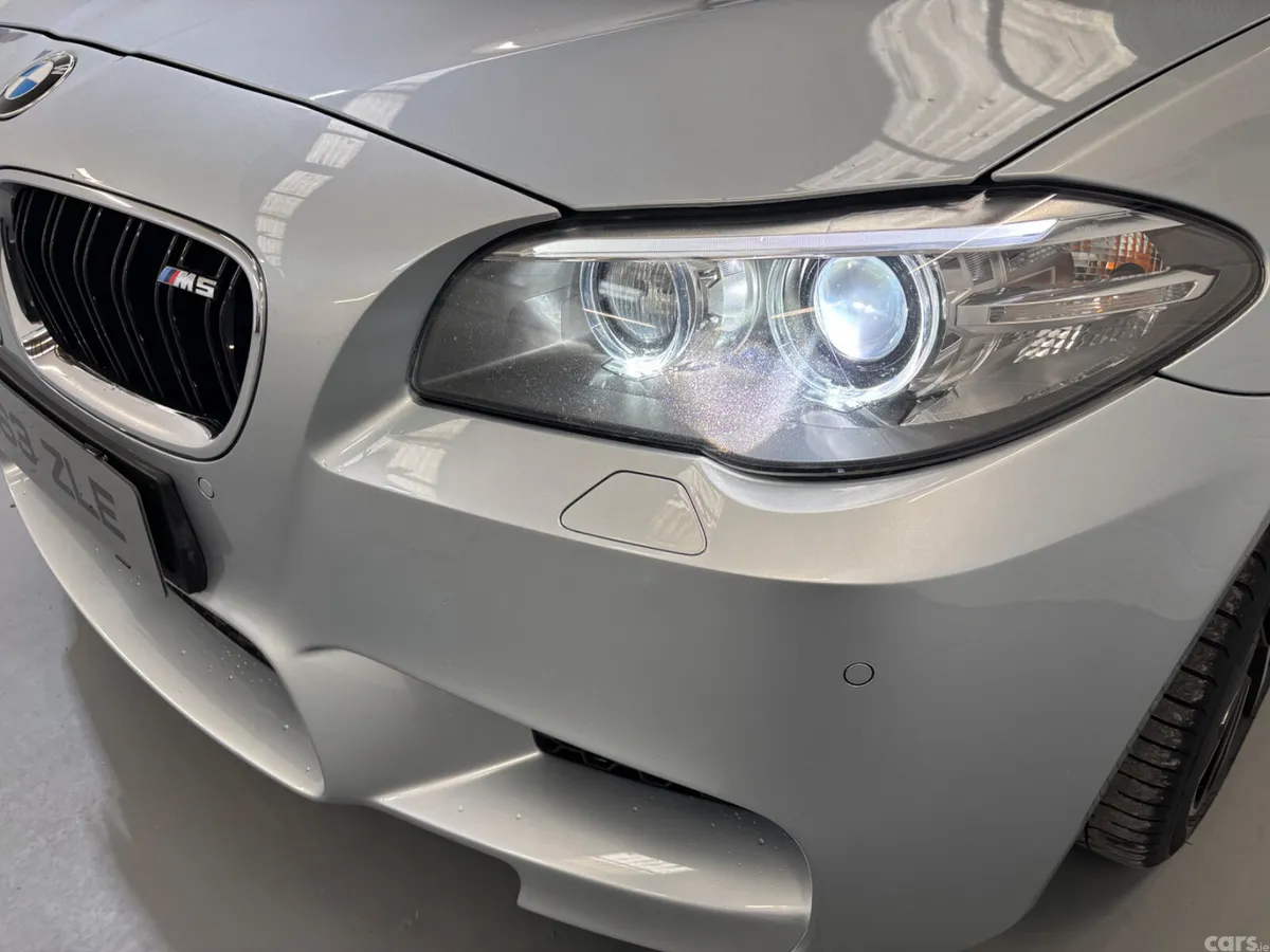 BMW M5 Saloon, Petrol, 2013, Blue