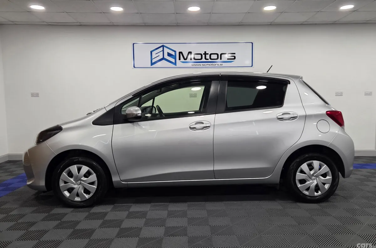 Toyota Vitz Hatchback, Petrol, 2017, Silver