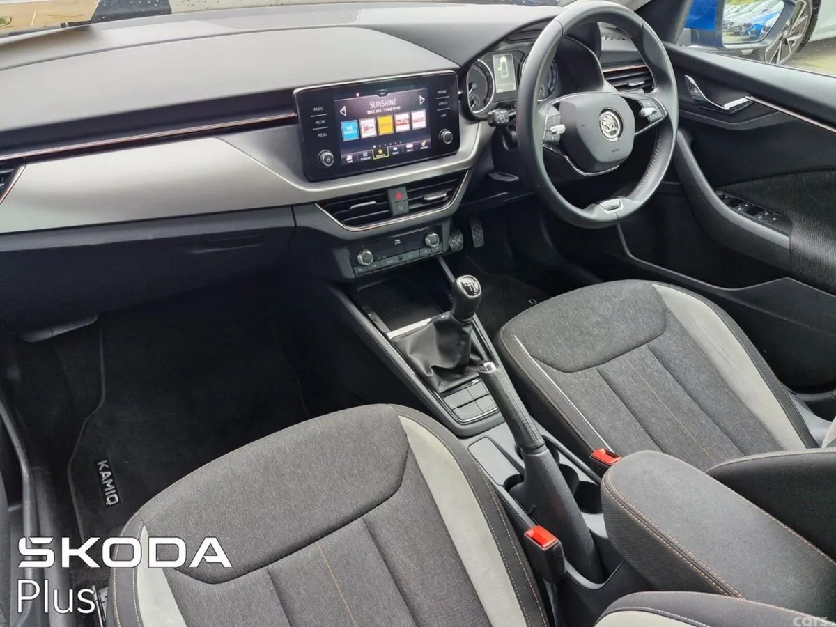 Skoda Kamiq Hatchback, Petrol, 2023, Blue
