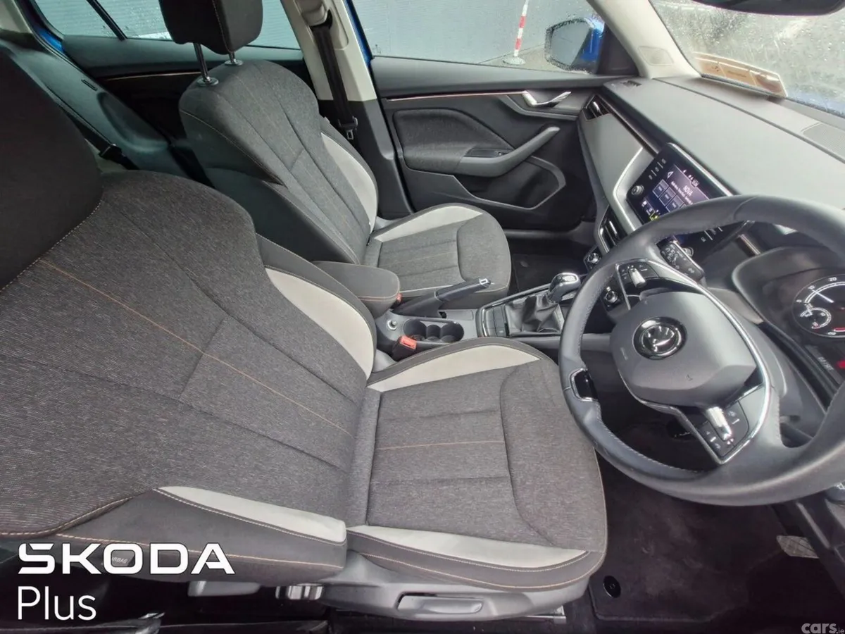 Skoda Kamiq Hatchback, Petrol, 2024, Blue