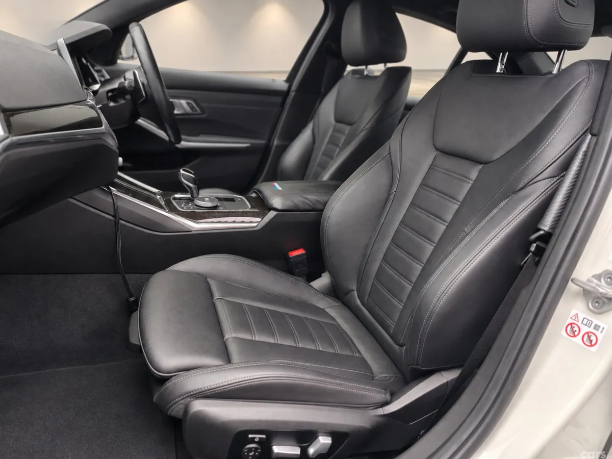 BMW 3-Series Saloon, Petrol Plug-in Hybrid, 2021, White