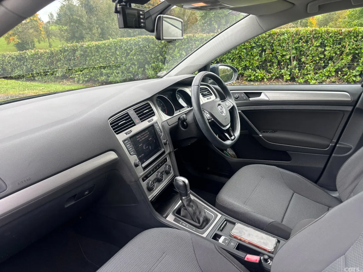 Volkswagen Golf Hatchback, Petrol, 2015, Blue