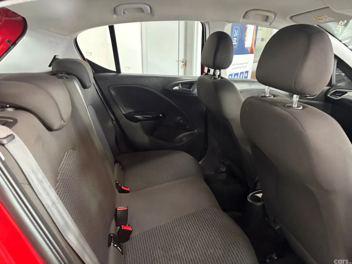 Opel Corsa Hatchback, Petrol, 2016, Red