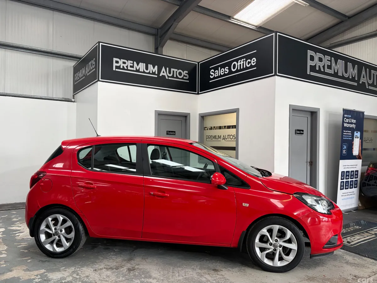 Opel Corsa Hatchback, Petrol, 2016, Red