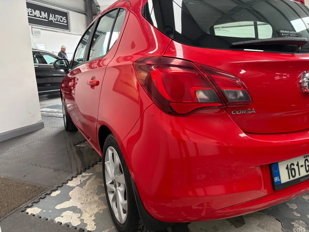 Opel Corsa Hatchback, Petrol, 2016, Red