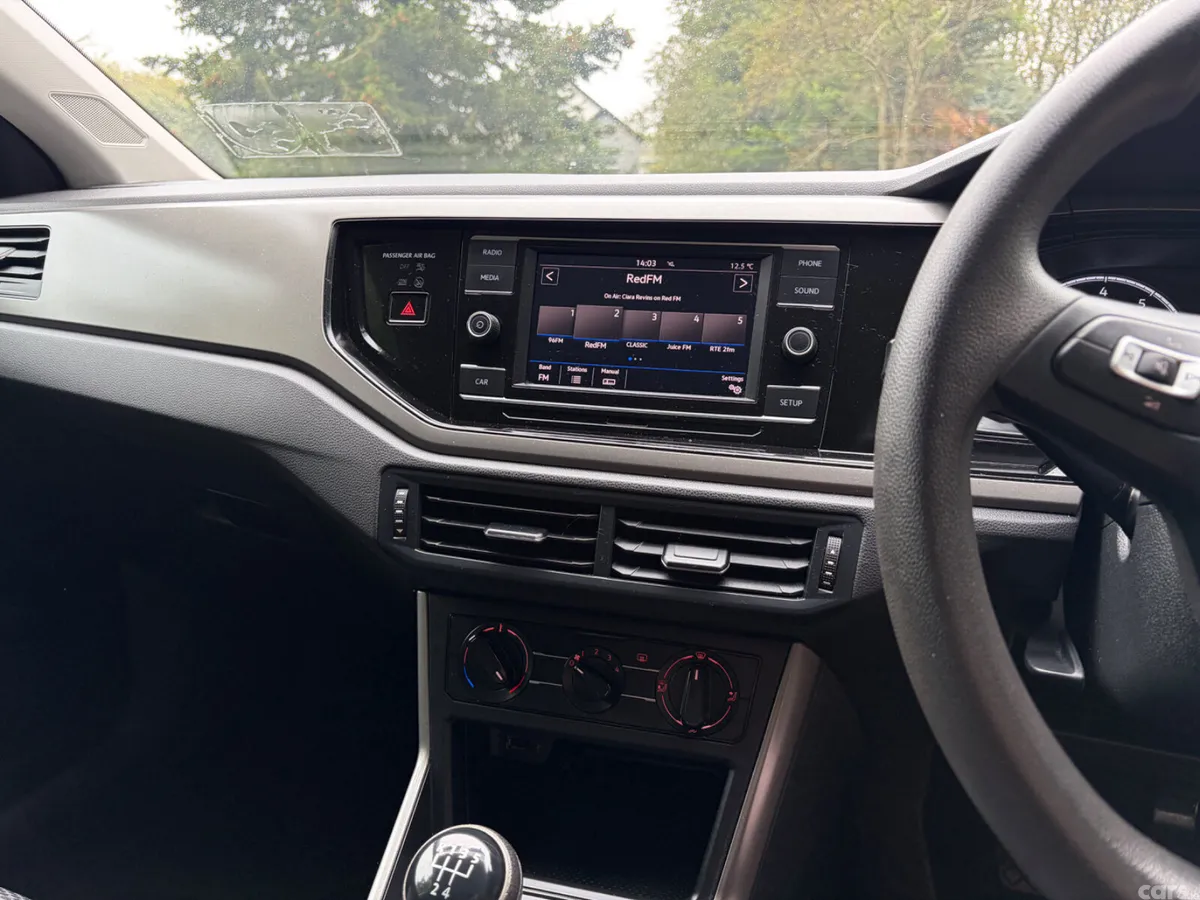 Volkswagen Polo Hatchback, Petrol, 2019, White