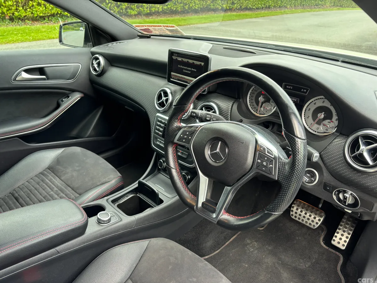 Mercedes-Benz A-Class Hatchback, Petrol, 2014, White