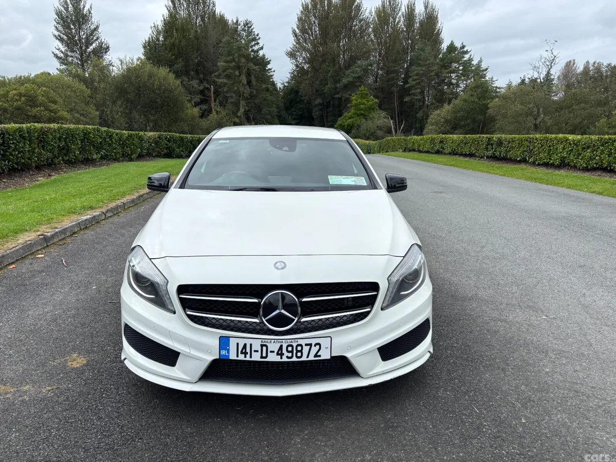 Mercedes-Benz A-Class Hatchback, Petrol, 2014, White