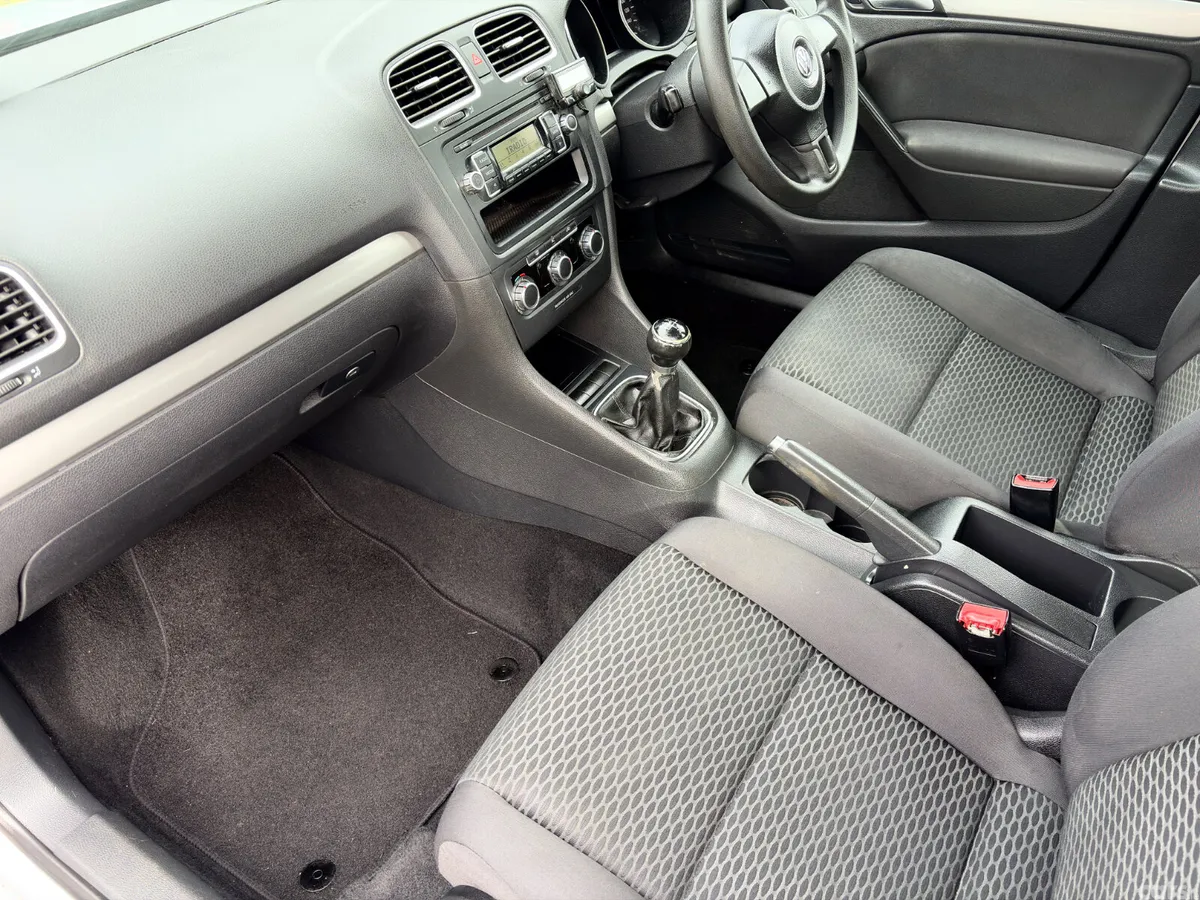 Volkswagen Golf Hatchback, Diesel, 2010, Silver