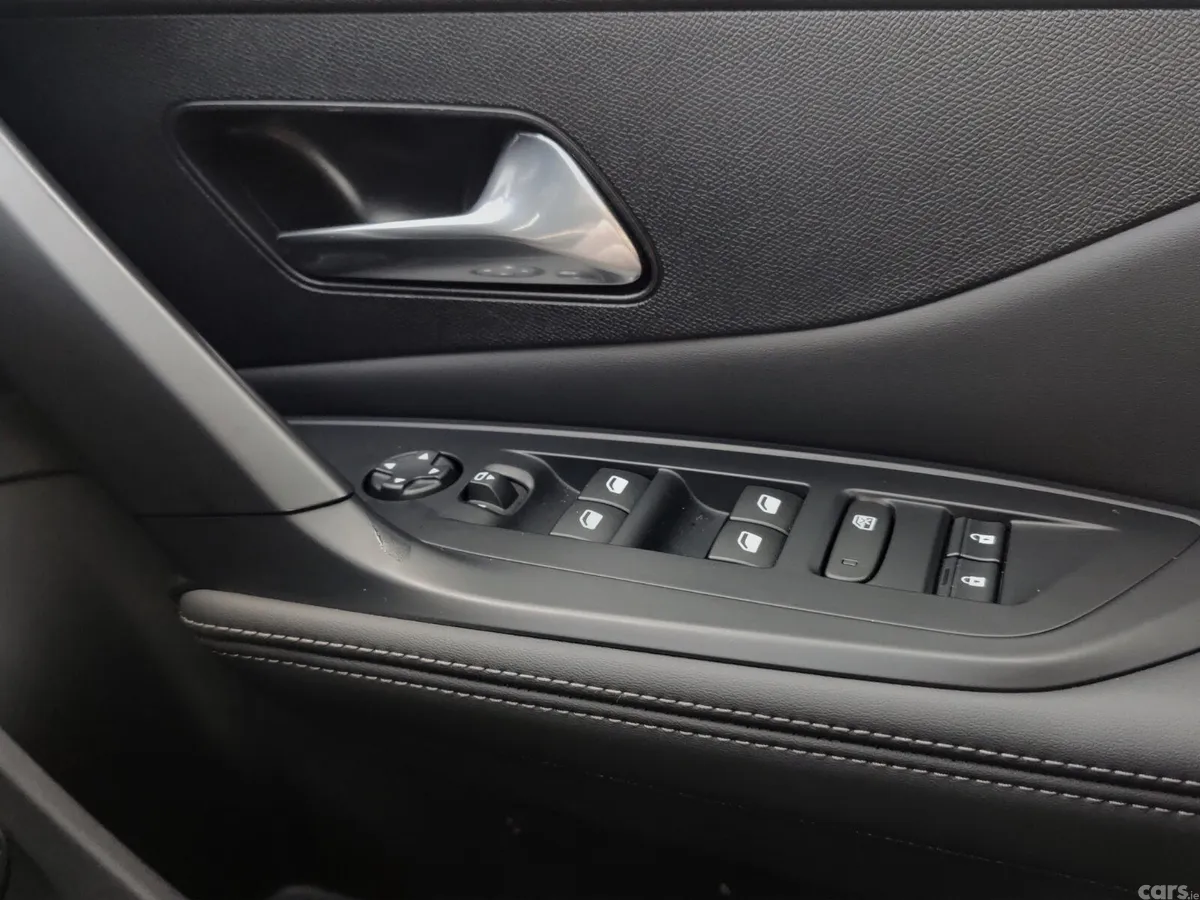 Peugeot 308 Hatchback, Petrol Hybrid, 2026, Blue