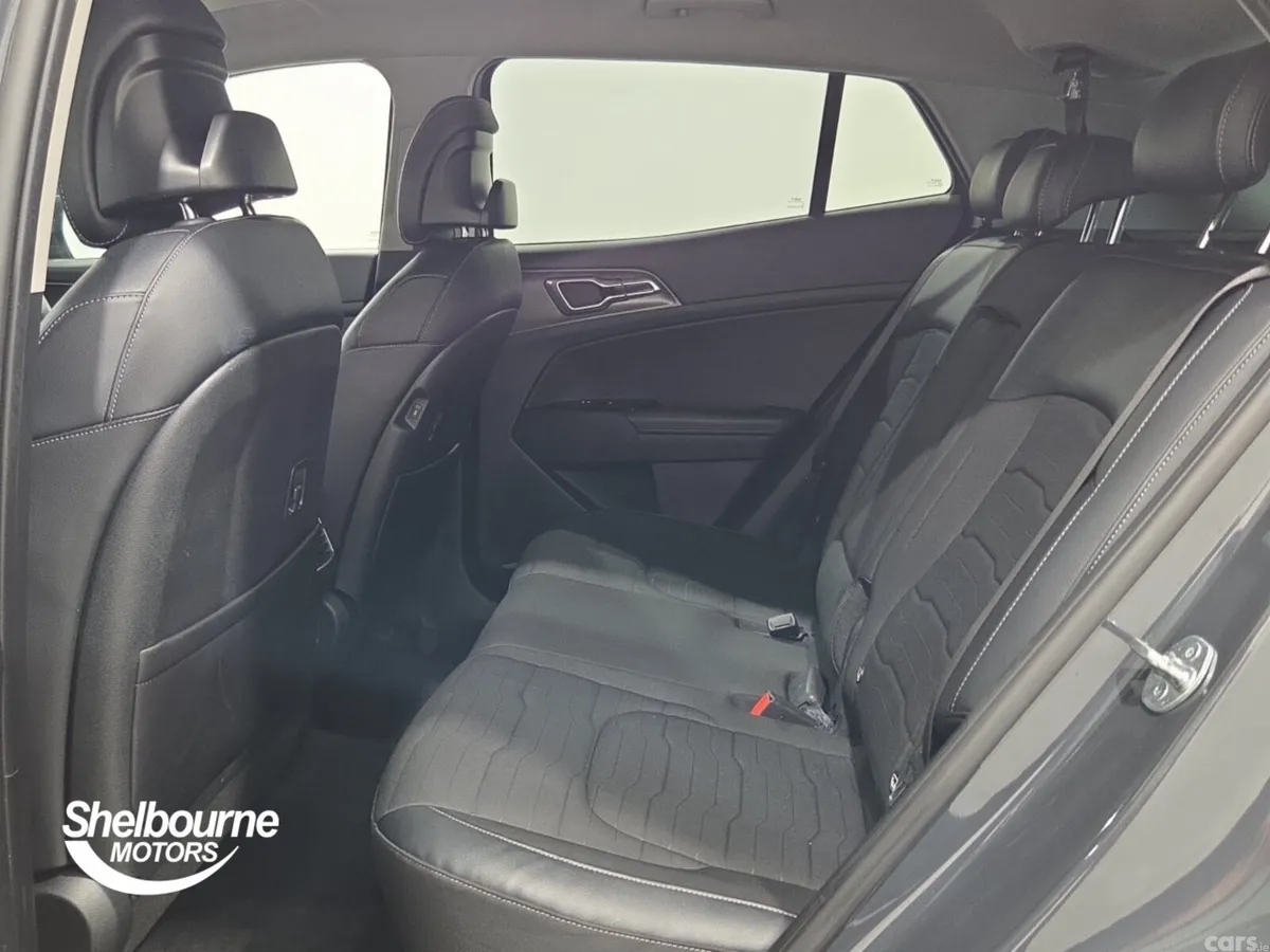 Kia Sportage SUV, Petrol, 2023, Grey